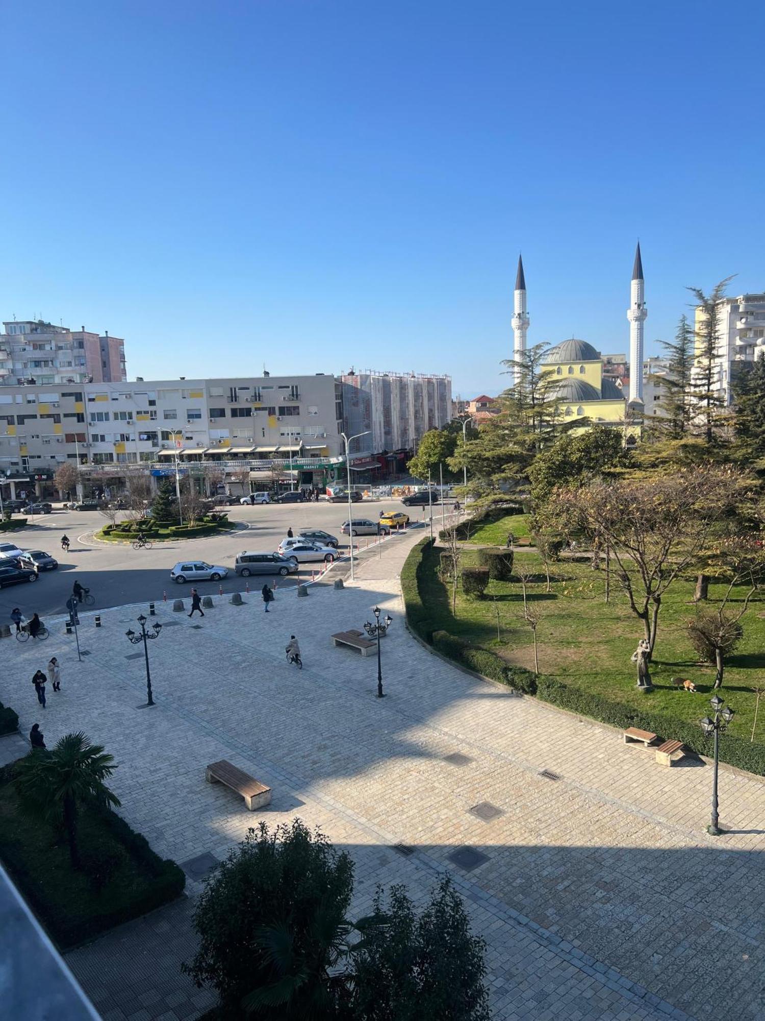 Temali Apartment 2 Shkodër Eksteriør billede